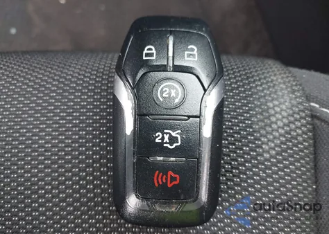 2017 Ford Mustang V6 z USA, uszkodzony, nr VIN 1FA6P8AM8H5307846